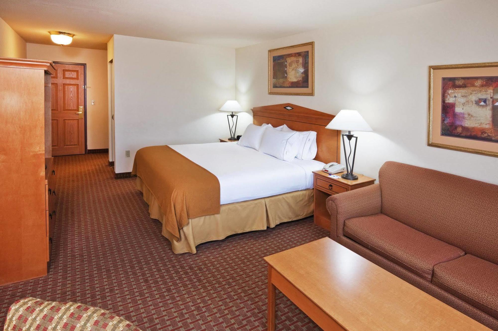 Holiday Inn Express & Suites Glenpool By Ihg Esterno foto