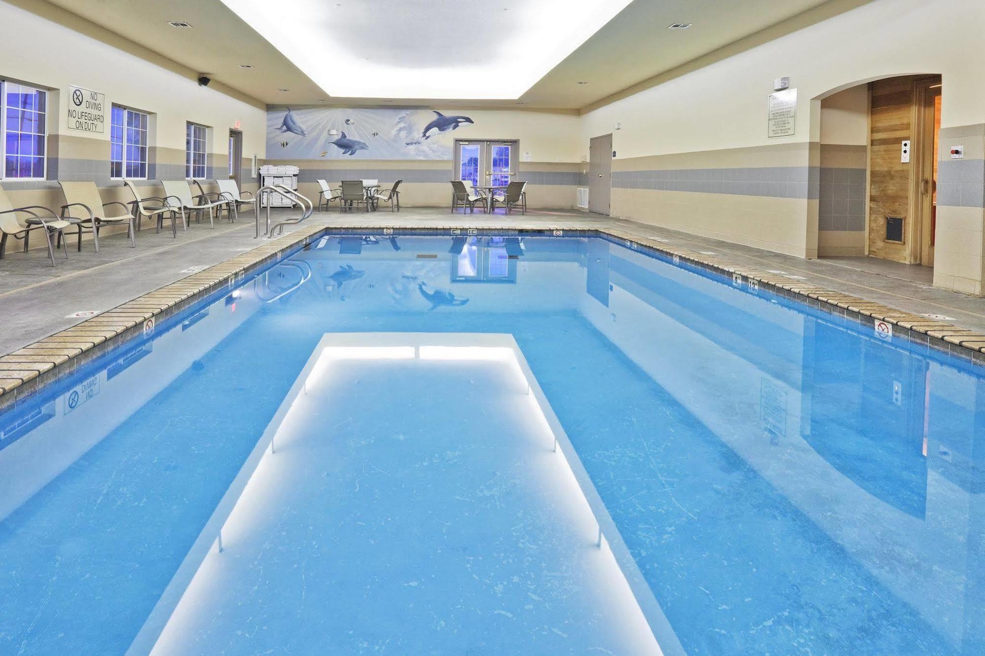 Holiday Inn Express & Suites Glenpool By Ihg Esterno foto